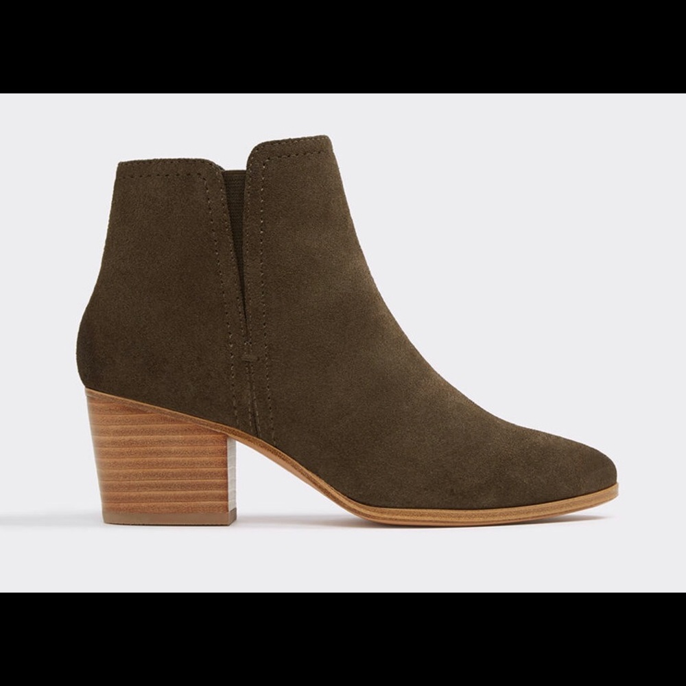 Aldo Larissi olive